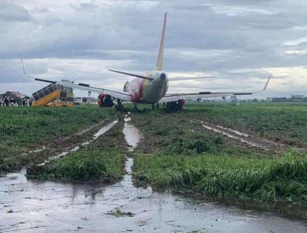 165 chuyến bay của Vietnam Airlines Group bị ảnh hưởng vì sân bay Tân Sơn Nhất đóng cửa - Ảnh 1.