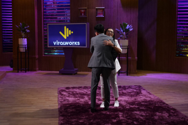 5 “cá mập” tranh nhau quyết liệt miếng mồi Viralworks - Ảnh 2. 5 “cá mập” tranh nhau quyết liệt miếng mồi Viralworks - Ảnh 2.