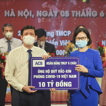 ACB ủng hộ 10 tỷ đồng vào Quỹ vắc xin phòng chống Covid-19 và mua 100.000 liều vắc xin cho nhân viên