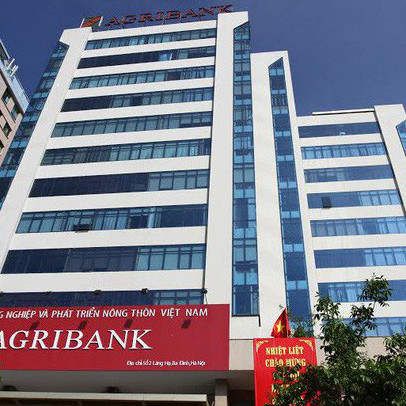 Agribank đã hoàn trả tiền cho 12 khách hàng có tài khoản bị "bốc hơi" trong đêm