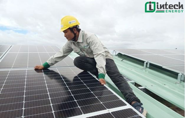 Ai nên lắp đặt điện năng lượng mặt trời sẽ mang lại hiệu quả cao? - Ảnh 2.