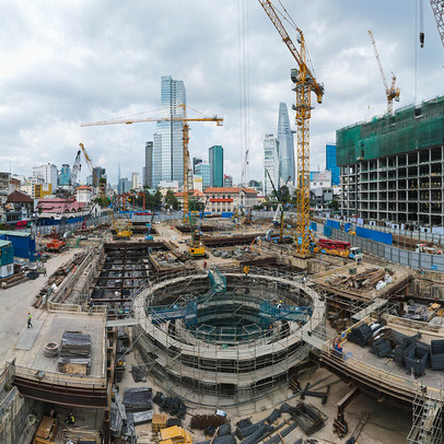 [Ảnh] Cận cảnh ga ngầm metro có 'giếng trời' xuyên xuống lòng đất giữa trung tâm Sài Gòn