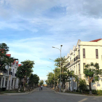 API – “Chiếc lò xo bị nén” của họ cổ phiếu nhà Apec Group