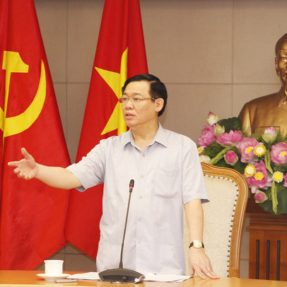 ‘Ba Bộ phục vụ khối sản xuất mà giải ngân quá chậm’