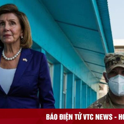 Bà Pelosi thăm biên giới liên Triều