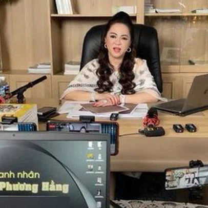 Bà Phương Hằng bị khởi tố, tạm giam: Đội ngũ đứng sau mỗi buổi livestream có bị coi là đồng phạm?