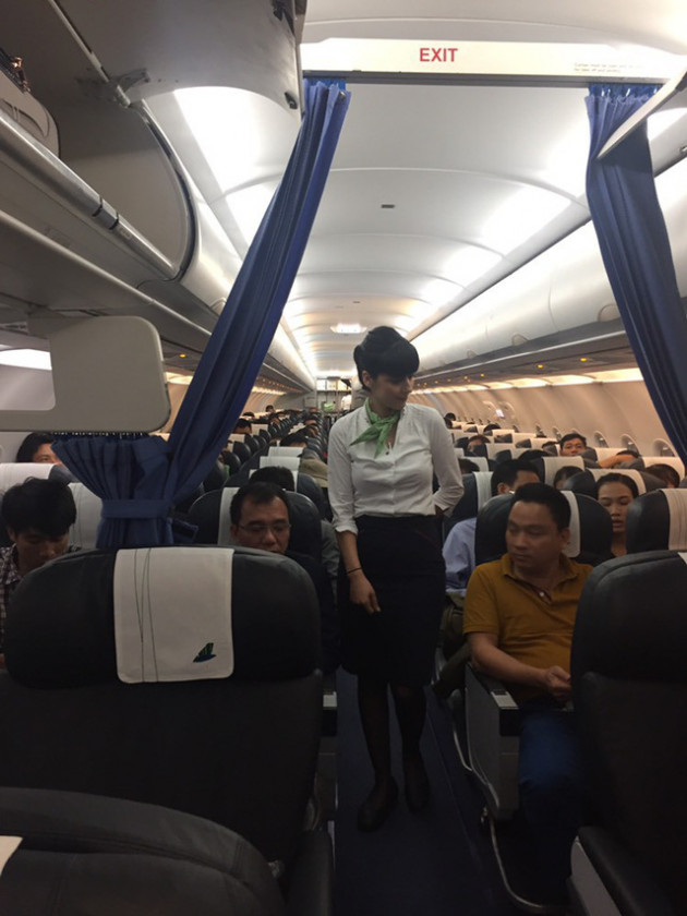 Bamboo Airways: Bay thành công chuyến bay thương mại đầu tiên - Ảnh 2.