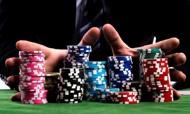 Bằng sức mạnh tính toán siêu phàm, hệ thống AI mới đánh bại cao thủ poker thế giới, kiếm về trung bình 1.000 USD/giờ - Ảnh 2.