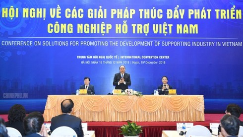 “Bánh đà” của nền công nghiệp Việt Nam còn yếu