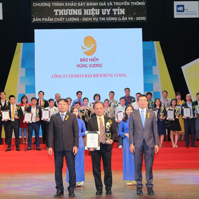 Bảo hiểm Hùng Vương được vinh danh TOP 10 Thương hiệu uy tín năm 2020