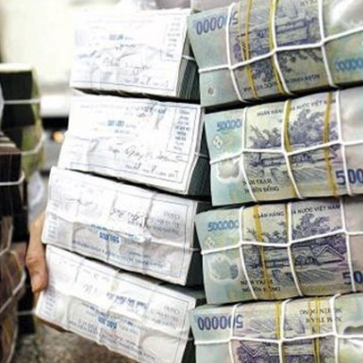 Bất chấp nhiều cảnh báo, lãi suất trái phiếu doanh nghiệp mới phát hành vẫn cao chót vót