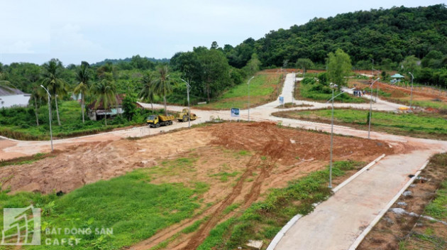 Bất động sản Phú Quốc vẫn đang hút giới đầu tư nhờ những yếu tố này - Ảnh 2.