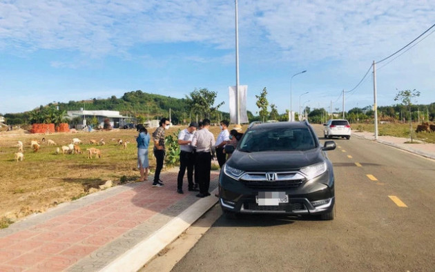 Bất động sản vùng ven Tp.HCM có bị “bơm thổi” theo quy hoạch? - Ảnh 1.