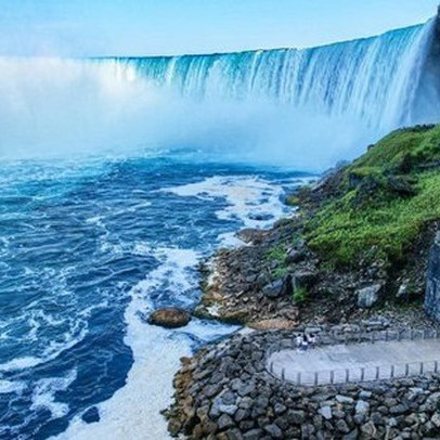 Bí ẩn đường hầm khổng lồ nằm dưới chân thác Niagara