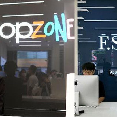 Bị "đàn em" TopZone phả hơi nóng, FPT Retail gấp rút mở rộng 50 cửa hàng chuyên bán đồ Apple