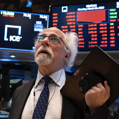 Bi quan về triển vọng kinh tế và làn sóng dịch bệnh thứ hai, Dow Jones rớt hơn 1.800 điểm, chứng kiến ngày tồi tệ nhất kể từ tháng 3
