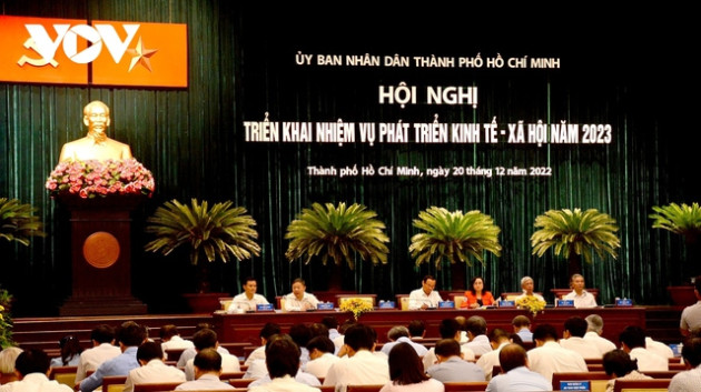 Bí thư Thành uỷ TP.HCM: Quyết tâm tạo chuyển biến về hạ tầng trong năm 2023 - Ảnh 3.