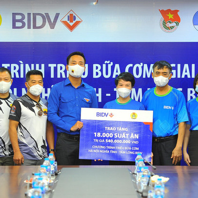 BIDV trao 18.000 suất cơm tặng đồng bào khó khăn tại TP. Hà Nội