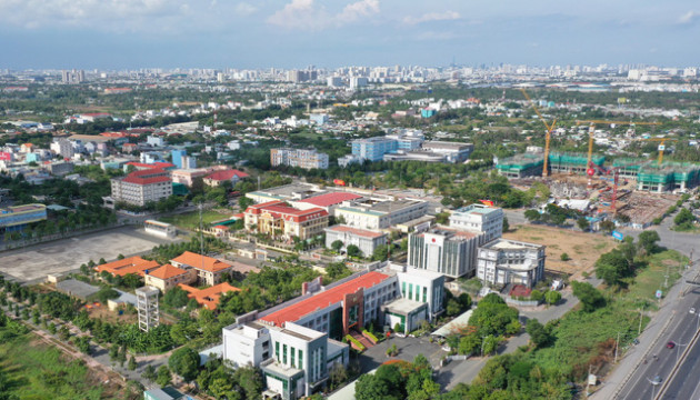 Bình Chánh tích cực hoàn thiện quy hoạch khu trung tâm để lên thành phố, BĐS lại rộn ràng đầu năm - Ảnh 1.