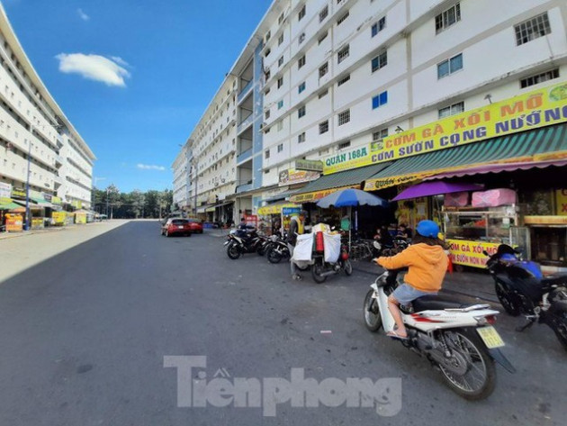 Bình Dương tăng thêm 1.600 ha đất ở, kiến nghị cơ chế ràng buộc về xây dựng nhà ở xã hội - Ảnh 1.