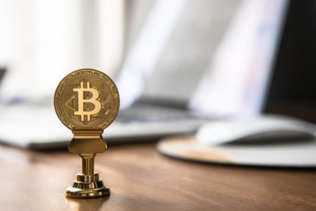 Bitcoin ‘bốc đầu’, nhà đầu tư ‘nóng mặt’