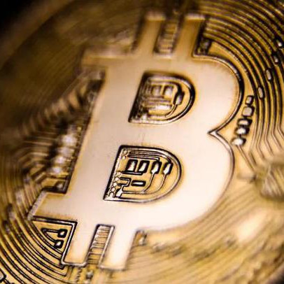 Bitcoin lao dốc thê thảm, chạm đáy mới trong năm 2022