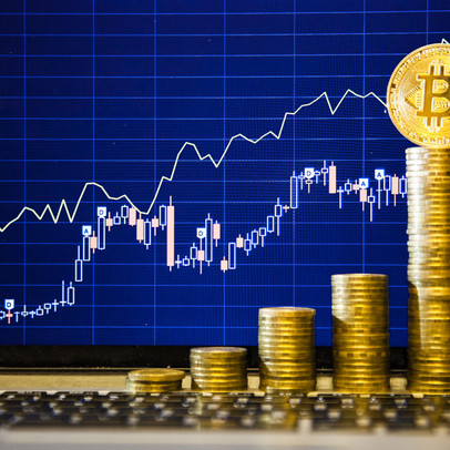 Bitcoin tăng thẳng đứng hơn 15%