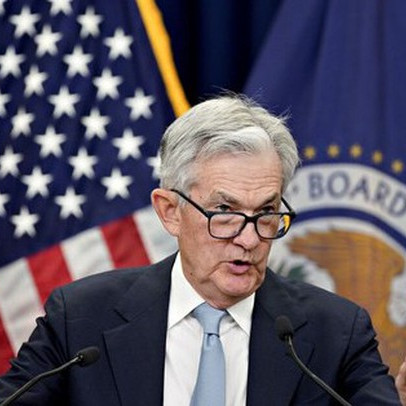 Bloomberg: Fed đang đặt cược vào 1 canh bạc nguy hiểm, tiềm ẩn nguy cơ mắc sai lầm