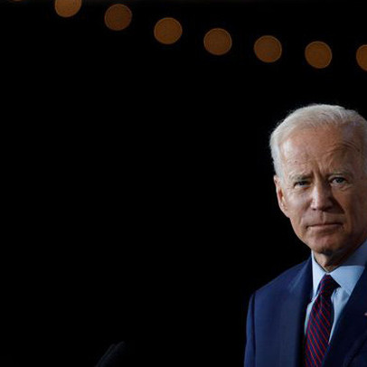 Bloomberg: Gói chi tiêu với quy mô lịch sử của ông Joe Biden vẫn 'kém' so với Trung Quốc