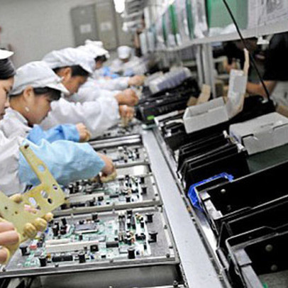 Bloomberg: Việt Nam hồi phục PMI nhanh hàng đầu khu vực