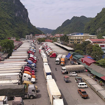 Bộ Công thương nói gì về việc Trung Quốc siết chặt cửa khẩu khiến xuất khẩu hàng hoá gặp khó khăn?