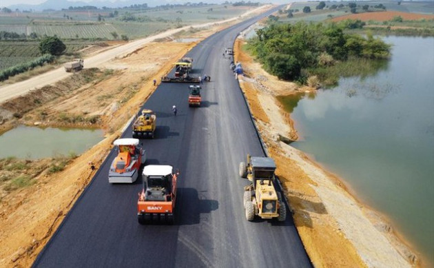 Bộ Giao thông lo ‘không tiêu hết’ hơn 90.000 tỷ đồng vốn đầu tư công