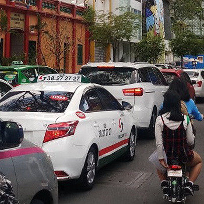 Bộ Giao thông Vận tải: Kiến nghị quản lý App gọi xe như taxi