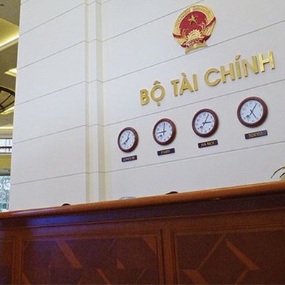 Bộ Tài chính đề xuất cắt giảm 50% điều kiện kinh doanh