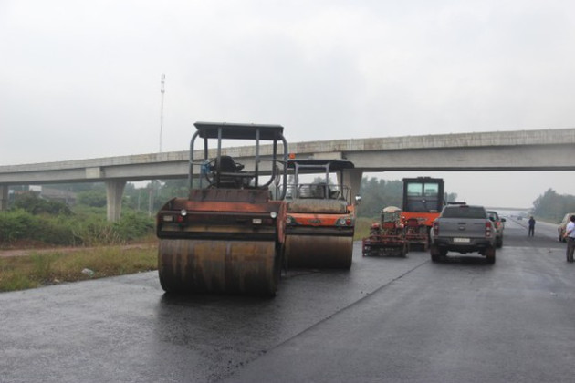 Bộ trưởng GTVT kiểm tra dự án: Báo cáo với thực tế khác nhau, tôi rất sốt ruột - Ảnh 2.