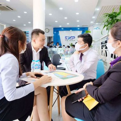 Bỏ việc vì nghe lời rủ rê của môi giới đất: "Tháng có trăm triệu, chẳng mấy chốc là giàu"