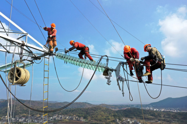 Cả thế giới chịu trận vì khủng hoảng điện ở Trung Quốc: Giá hàng hoá leo thang, nguồn cung mọi thứ đều thiếu hụt, cơn khát năng lượng ngày càng trầm trọng - Ảnh 1.