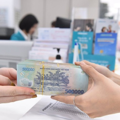 Các ngân hàng thống nhất phấn đấu giảm lãi suất huy động về tối đa 9,5%/năm