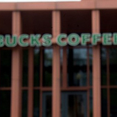 Cách CEO Starbucks xử lý scandal rúng động nước Mỹ: Bảo vệ nhân viên, nhận lỗi về mình, đóng 8.000 cửa hàng để dạy chống phân biệt chủng tộc