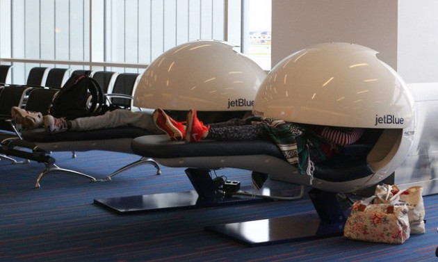 Cách Warrent Buffett, Bill Gates đập tan thành kiến về ngủ nhiều là lười, ngủ ít sẽ giàu - Ảnh 1.