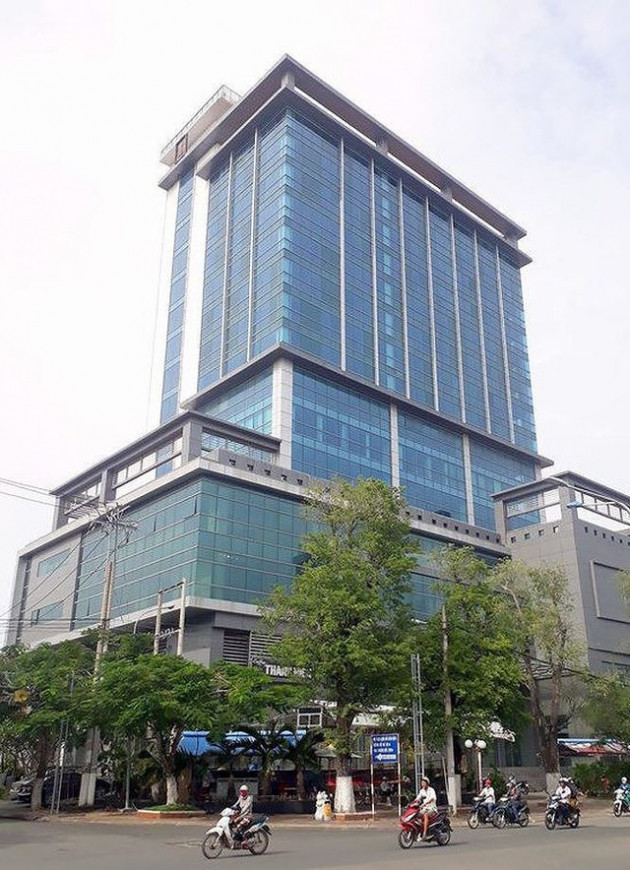 Cận cảnh cao ốc Bạc Liêu Tower xây thời Trịnh Xuân Thanh bị rao bán - Ảnh 2.