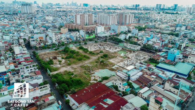 Cận cảnh dự án Centa Park: Sau mở bán là trùm mền suốt hơn một năm - Ảnh 6.