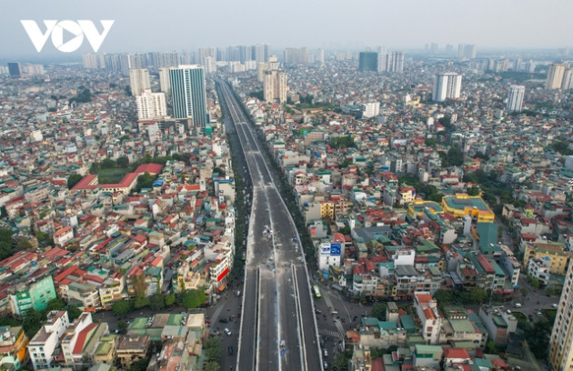 Cận cảnh đường vành đai 2 trên cao đoạn Ngã Tư Vọng - Vĩnh Tuy sắp hoàn thành - Ảnh 13.