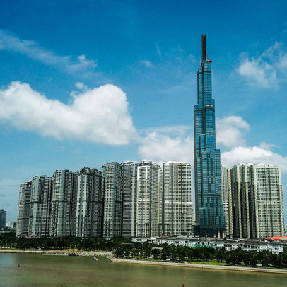 Cận cảnh tòa nhà cao nhất Việt Nam chuẩn bị khai trương trung tâm thương mại Vincom Center Landmark 81