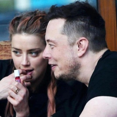 Cặp đôi 'không tưởng’ Elon Musk - Amber Heard: Chàng mắc hội chứng thần kinh, nàng bị rối loạn tâm thần, coi người tình là ‘lốp dự phòng’