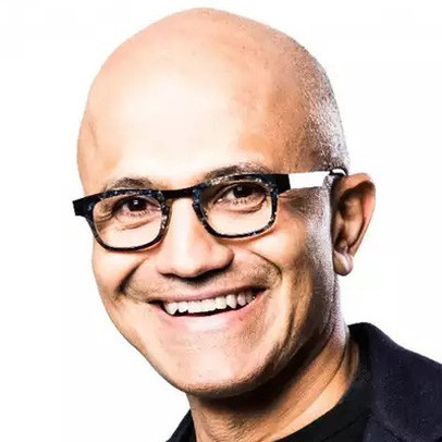 Cậu con trai đoản mệnh và chỗ dựa gia đình đằng sau thành tựu để đời của CEO Microsoft