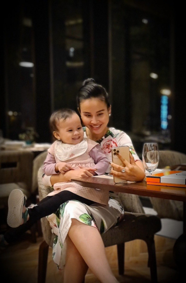 CEO Nguyễn Hằng - Xây dựng sự nghiệp thành công từ hai bàn tay trắng - Ảnh 1.