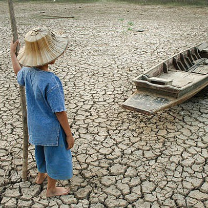 Châu Âu 'khát' điện, châu Á, Phi thiếu thức ăn - hoá ra nguyên nhân đến từ tình trạng khan hiếm loại tài nguyên tưởng như miễn phí và vô tận này