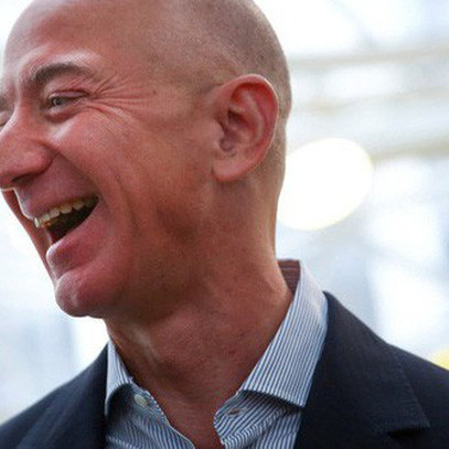 Chi tiết bài phỏng vấn Jeff Bezos kể về việc biết chắc Amazon sẽ thành công chỉ sau 30 ngày khởi nghiệp