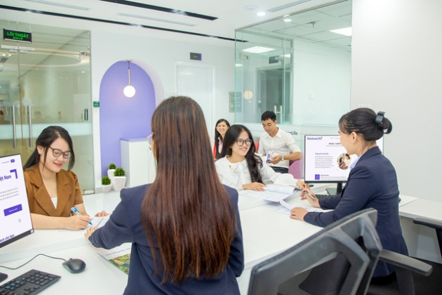 Chiến lược “đại dương xanh” của tân binh Shinhan Life Việt Nam - Ảnh 1.
